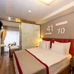 Ξενοδοχείο Ramada Pera *