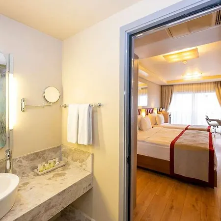 Ramada Pera Отель Стамбул