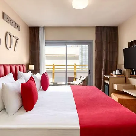 Отель Ramada Pera *